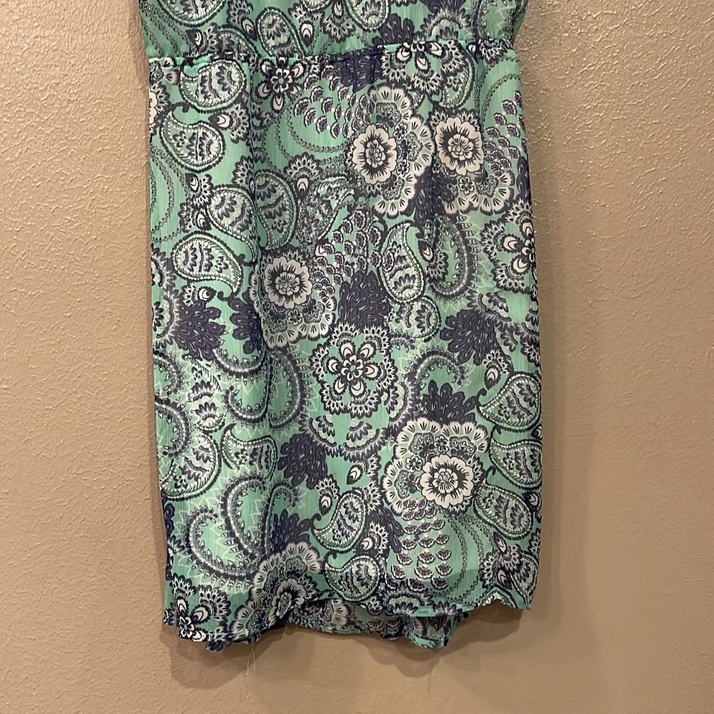 Spring dress - Picture 3 of 5